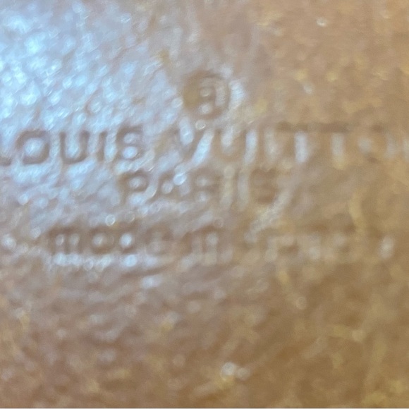 Authentic Louis Vuitton Cartouchiere Crossbody - Picture 10 of 10